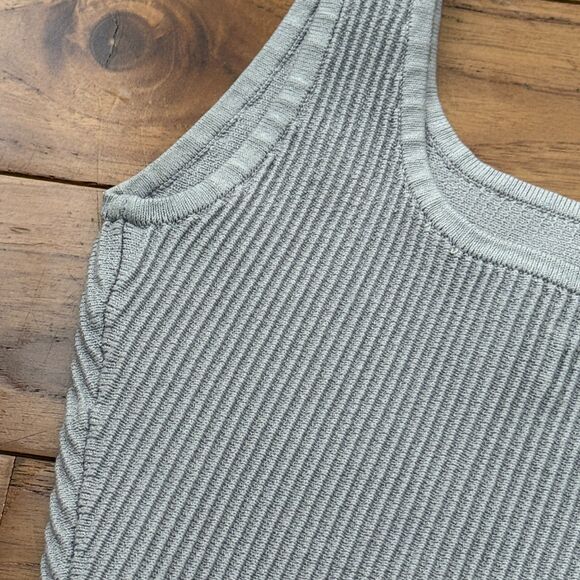 Women Babaton Sculpt Knit Squareneck Crop Top in Lilac Purple Size Extra Small - Picture 9 of 9